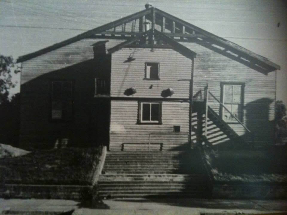 Corryong Memorial Hall The Athenaeum Hall. Built 1914, demolished 1958..